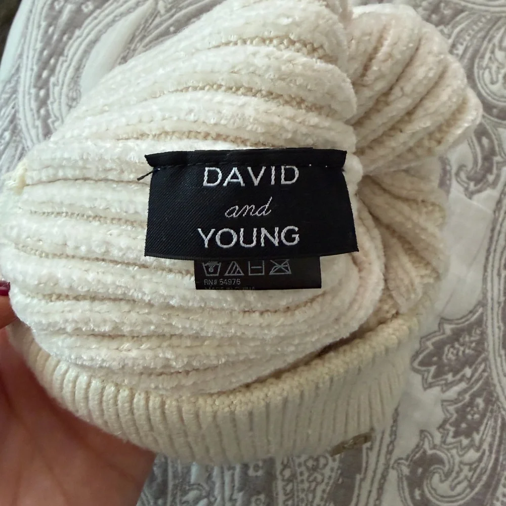 David and Young Cream Ribbed Beanie with fur pom pom